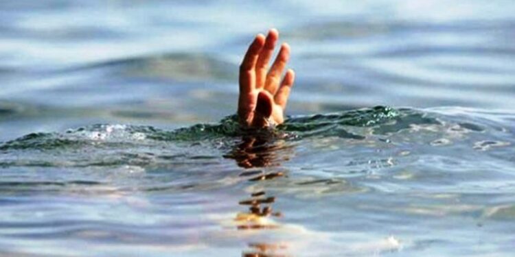 दाङमा खहरे खोलाले बगाउँदा एक पुरूषको मृत्यु