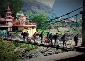 झुलाघाट नाकाबाट पाँच हजार नेपाली फिर्ता