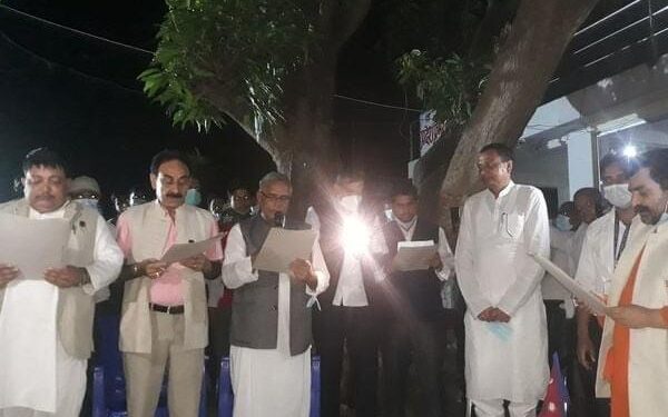 प्रदेश २ सरकारमा कांग्रेस सहभागी, तीन मन्त्रीले खाए शपथ