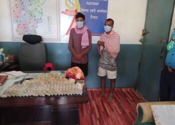 स्रोत नखुलेको ३० लाख ७६ हजार रुपैयाँसहित दुईजना भारतीय पक्राउ