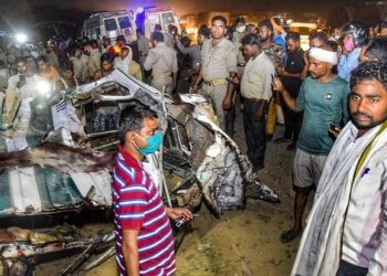 भारतमा दुर्घटनामा परि सत्र जनाको मृत्यु