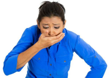 गाडीमा यात्रा गर्दा उल्टी हुन्छ भने, अपनाउनुहोस् यी घरेलु उपाय