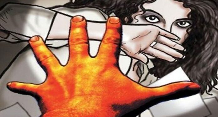 ४ वर्षीया बालिकालाई जबरजस्ती करणी आरोपमा ५० वर्षीय पुरुष पक्राउ