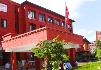 ‘शुल्क लिइ कोरोना खोप उपलब्ध गराउने माथि कारवाही हुन्छ’