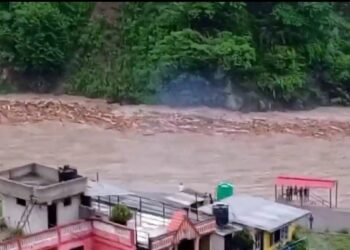 सिन्धुपाल्चोकको मेलम्ची र हेलम्बु क्षेत्रमा भीषण बाढी र पहिरो(फोटो फिचर)