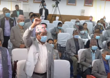 प्रदेश १ : प्रदेशसभा बैठक अवरुद्ध, मन्त्रीले सांसदलाई गाली गरेको आरोप