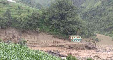 दार्चुलाको नौगाडमा पहिरोले ३ जनाको मृत्यु
