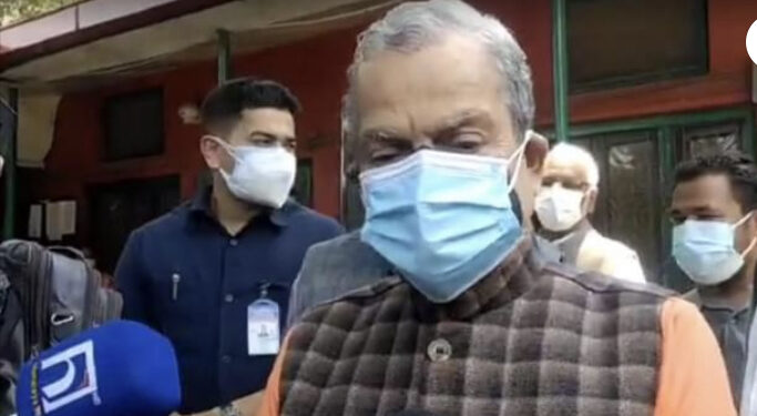 निर्वाचन आयोगको निर्णयलाई चुनौती दिँदै महन्थ ठाकुर पुगे सर्वोच्च