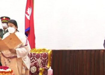 प्रधानमन्त्री देउवाद्वारा शपथ ग्रहण,आजै नियुक्त भएका चार मन्त्रीले पनि शपथ