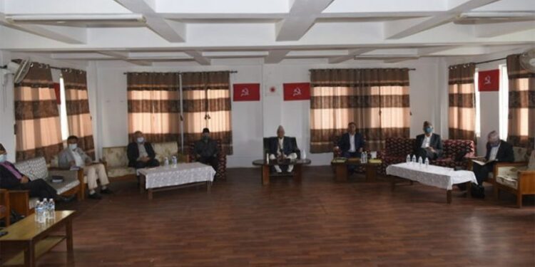 एमाले स्थायी कमिटी बैठक बस्दै