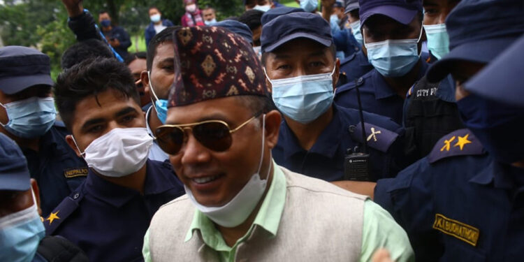 जसपा विवादमा रेशम चौधरी तटस्थ