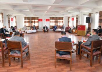 एमाले स्थायी कमिटी बैठक स्थगित