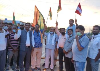 अदालतको फैसलालाई सवागत गर्दै कपिलबस्तुमा दिप प्रज्वलन