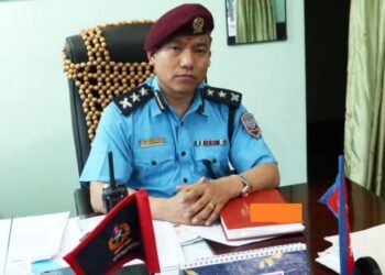बाँकेका तत्कालिन एसपीले पैसा लिएर काठ तस्कर भगाएको पुष्टि, निलम्बनको तयारी !