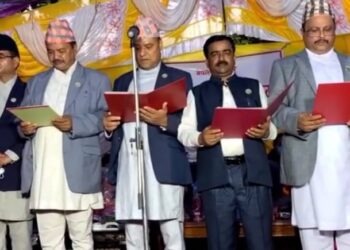 लुम्बिनी प्रदेशका मुख्यमन्त्री र मन्त्रीहरुले लिए शपथ