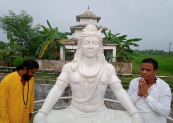 वाणगंगाको जलेश्वर धाममा शिवको मूर्तिको अनावरण