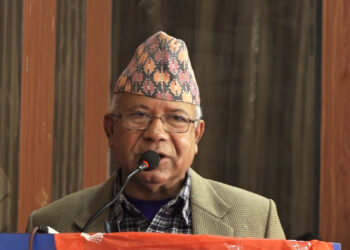 ओली सरकार इतिहासकै भ्रष्ट : माधव नेपाल
