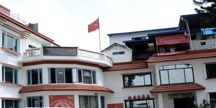 माओवादीको भागमा ६ मन्त्रालय, आकांक्षी धेरै देखिएपछि आलोपालोको प्रस्ताव