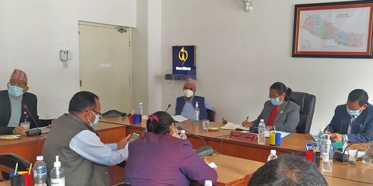 भौतिक उपस्थितिमा नै कक्षा १२ को परीक्षा गर्न सरकारलाई निर्देशन