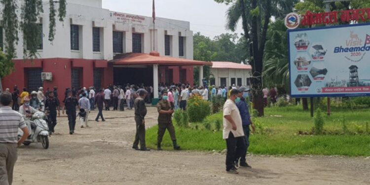 कञ्चनपुरमा शिक्षक–प्रहरीबीच झडप :