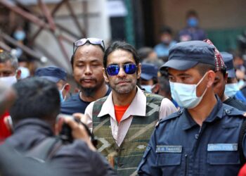 कुमारी पूजाका लागि वसन्तपुर पुगे पूर्व युवराज पारस