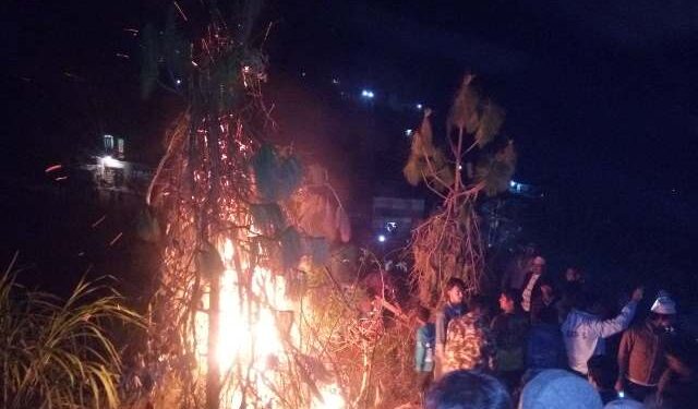 सुदूरपश्चिममा बुढी पोल्ने (वन्ढुनी) पर्व धुमधामका साथ मनाइँदै