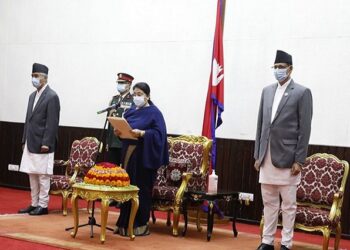 परराष्ट्रमन्त्री खड्काले लिए पद तथा गोपनीयताको शपथ