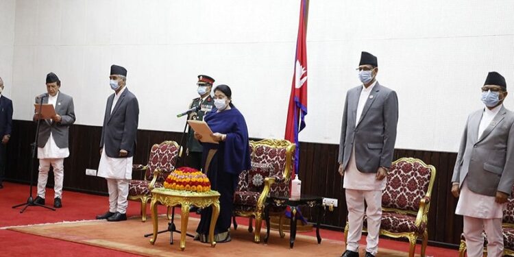 परराष्ट्रमन्त्री खड्काले लिए पद तथा गोपनीयताको शपथ
