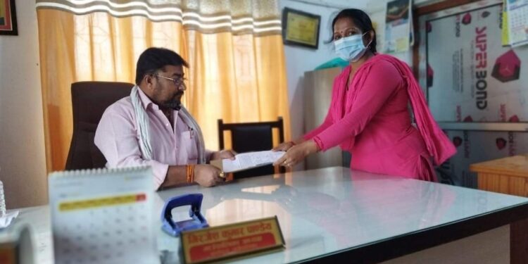 बालविकास सहयोगी कार्यकर्ताको तलब बृद्धिको माग गर्र्दै ज्ञापन