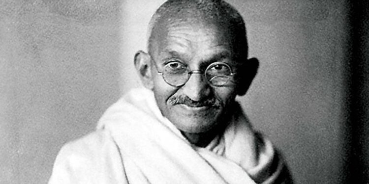 गान्धी जयन्तीमा प्रधानमन्त्री मोदीद्वारा गान्धीप्रति श्रद्धा व्यक्त