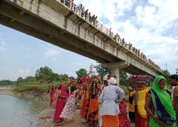 आजबाट बडा दशैं सुरु, कलशमा जलभर्ना रामघाटमा भिड