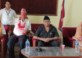 कपिलवस्तु नगरपालिकामा सेवानिवृत्त भएका २ प्राबिधक कर्मचारीको बिदाई