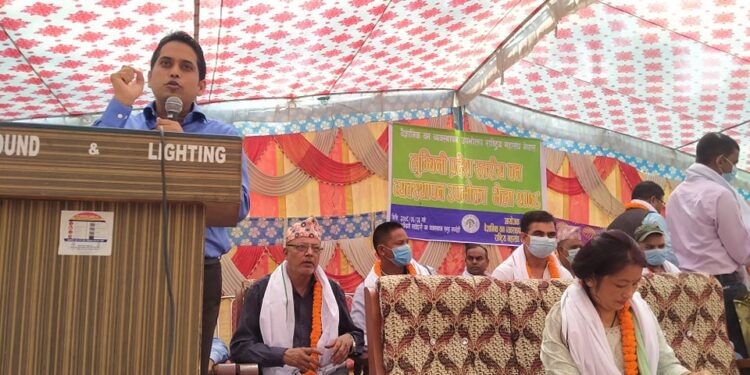समृद्ध मुलुक बनाउन बैज्ञानिक वनको महत्वपूर्ण भुमिका रहेकोः कांग्रेसका प्रमुख सचेतक खाँ