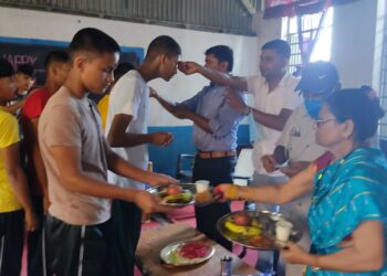 बालगृहमा रहेका बच्चाहरुले पनि दशैको अवसरमा सामुहिक टीका लगाए