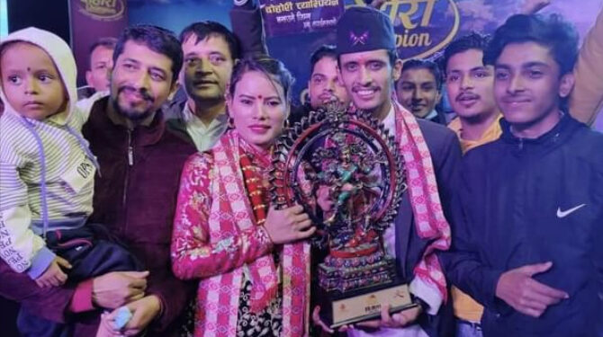 ‘दोहोरी च्याम्पियन’मा प्रकाश र मीनाको टीम विजयी