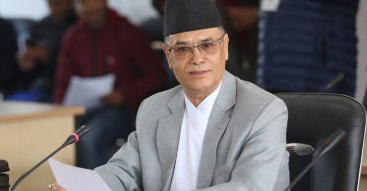 संकटको घेरामा किन परे प्रधानन्यायाधीश ?