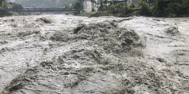 बाढीपहिरोमा परी मृत्यु हुनेको संख्या ११७ पुग्यो, ३४ जना अझै बेपत्ता