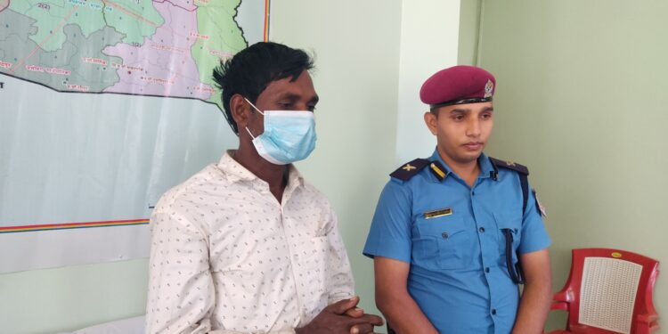 जङगलमा श्रीमतीको हत्या गरी फरार रहेको श्रीमान पक्राऊ