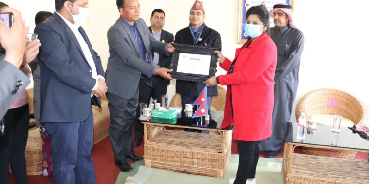 लुम्बिनी प्रदेशलाई एक करोड बढीको चिकित्सकीय उपकरण