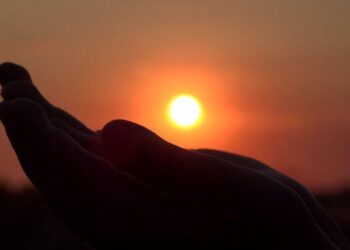 यस्ता छन् जाडोमा घाम ताप्नुको फाइदा र बेफाइदा !