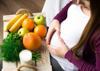 गर्भावस्थामा पौष्टिक खाना र हेरचाह