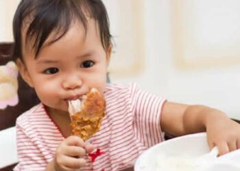 बालबालिकालाई मासु खुवाउन कहिलेबाट सुरु गर्ने ?