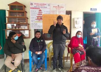 स्वयम् हेरचाह कृषि समूहलाई ७० हजारको चेक