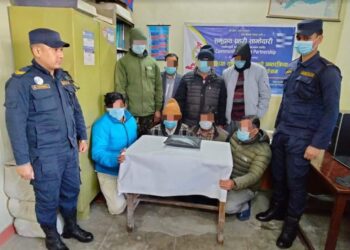 झण्डै एक अर्बमा कारोवार भइरहेको युरेनियम पदार्थसहित ८ जना पक्राउ