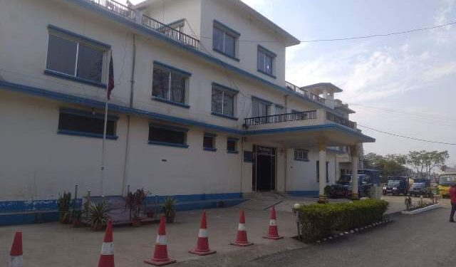 फरार अभियुक्त धमाधम पक्राउ