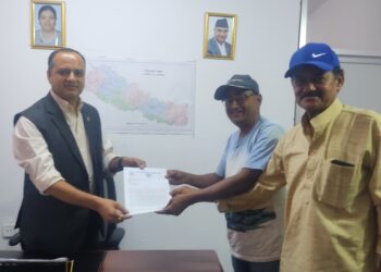 निर्माण व्यवसायीको प्रजिअ मार्फत् प्रधानमन्त्रीलाई ज्ञापन