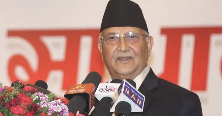 ओलीले आफ्नै उम्मेदवारको थर बिर्सेर डंगोललाई शाक्य भनेर सम्बोधन गरे पछि..