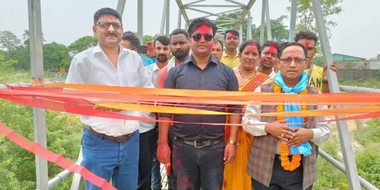 मायादेवी गाउँपालिकाको हरनापुरमा पुल उद्घाटन
