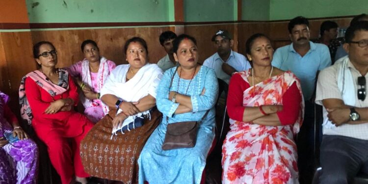निर्वाचनलाई लक्षित गरि नेपाली कांग्रेस क्षेत्र नम्बर २ नवलपुरले विनयी त्रिबेणी वडा नम्बर ६ र ७ मा कार्यकर्ता भेला सम्पन्न गर्यो,