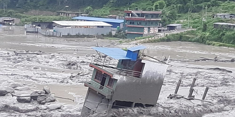 मेलाम्ची बाढी प्रभावितलाई अझै सास्ती
